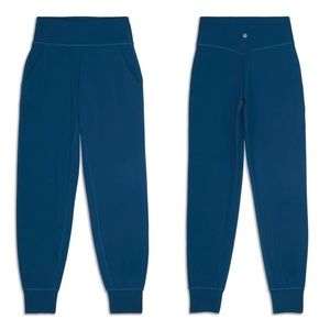 Lululemon Athletica Women's Size 6 Athletic Align High Rise Jogger True Navy